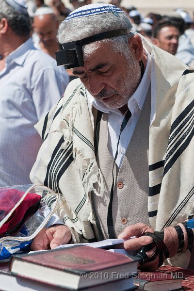 20100408_105226 D300.jpg - Man in prayer, Western Wall